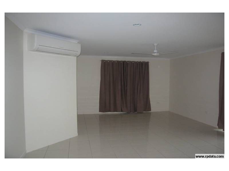 6 Eros Court, Ooralea QLD 4740