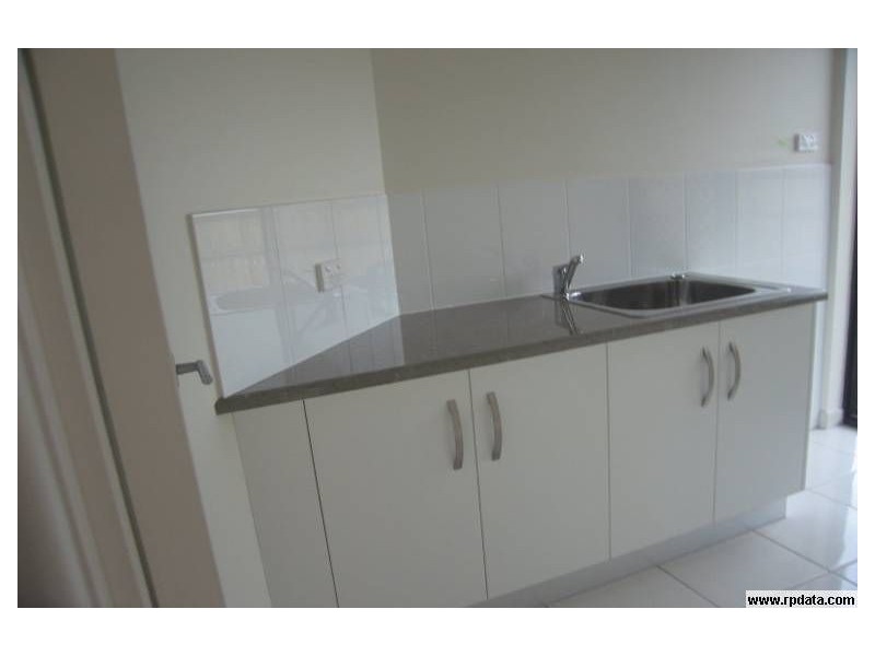 6 Eros Court, Ooralea QLD 4740