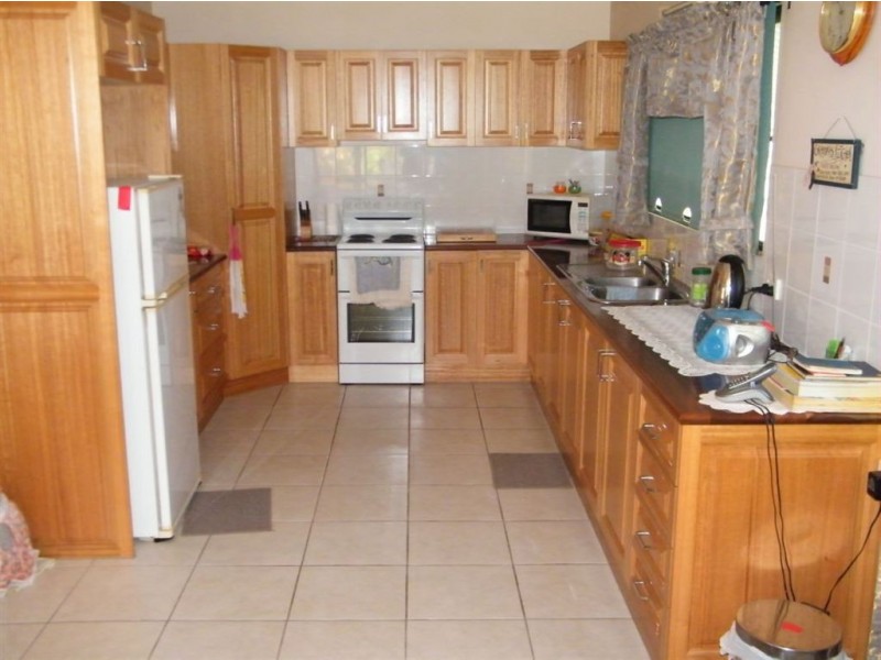 20 Walsh Avenue, Seaforth QLD 4741