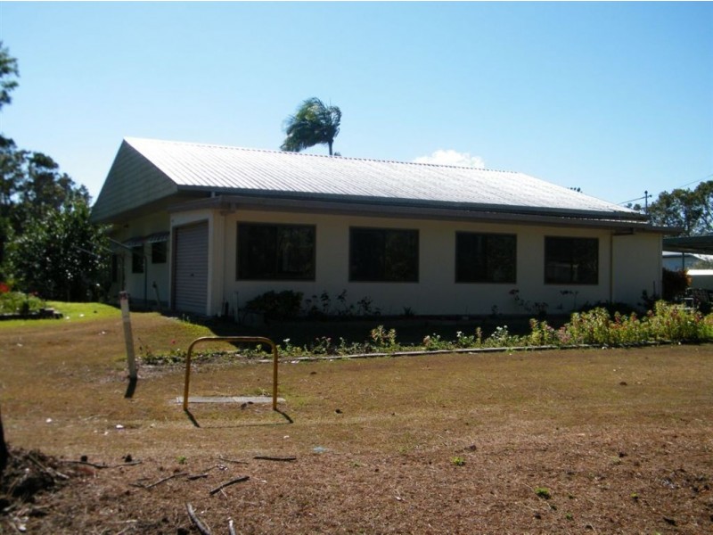 20 Walsh Avenue, Seaforth QLD 4741