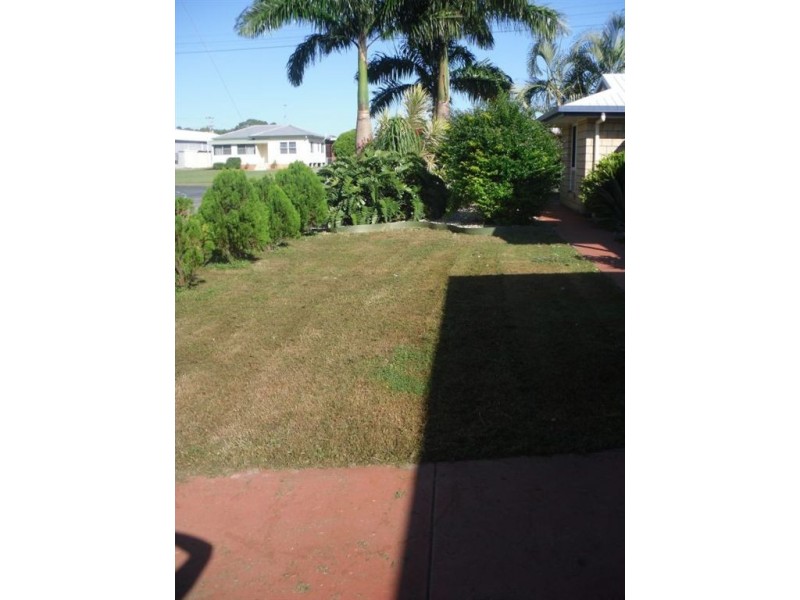 1 The Barrons Drive, Andergrove QLD 4740