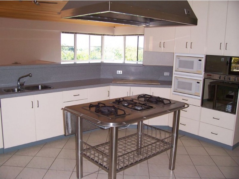 268 Shoal Point Road, Shoal Point QLD 4750