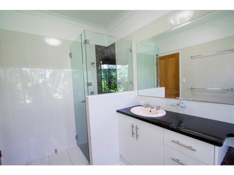 7 Bradman Drive, Glenella QLD 4740