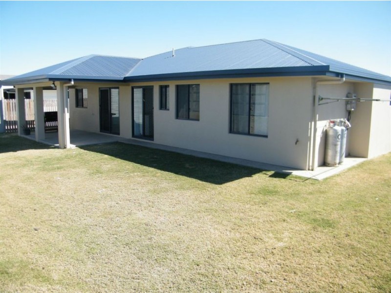 41 Firefly Crescent, Ooralea QLD 4740
