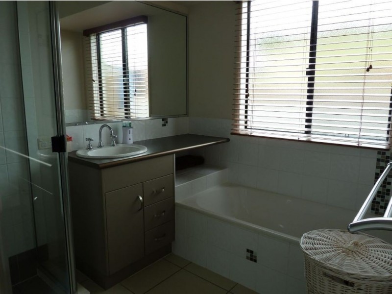 5 Sunset Drive, Erakala QLD 4740