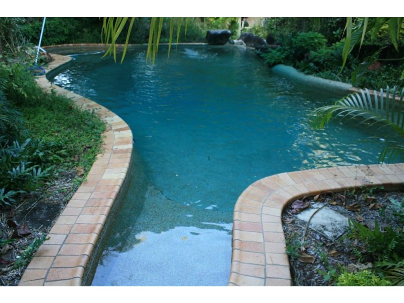 5 Pacific Drive, Blacks Beach QLD 4740