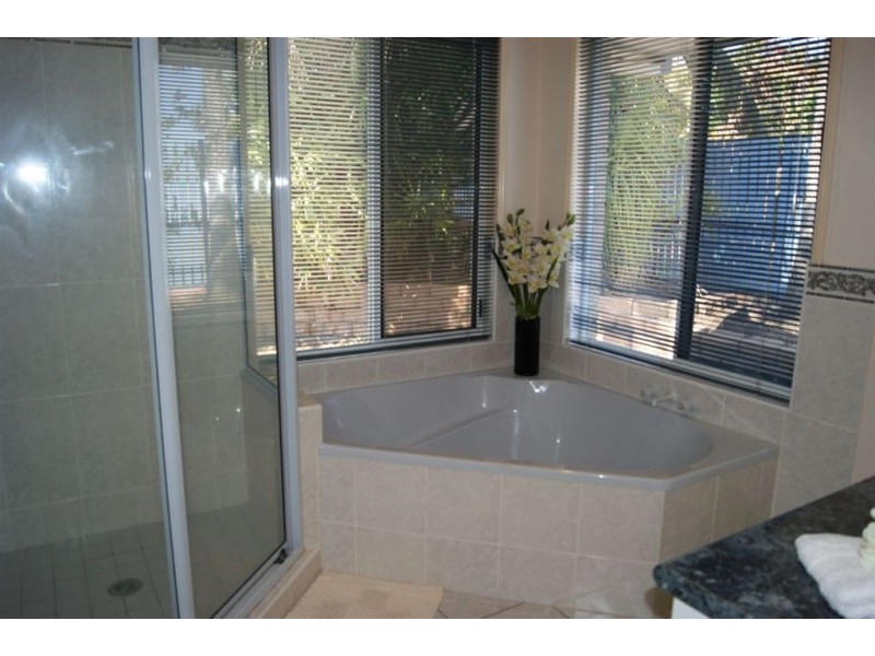 49 Busuttin Drive, Eimeo QLD 4740