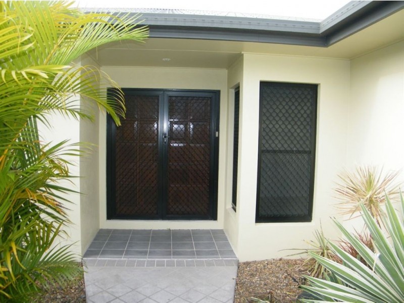 33 Toorak Street, Glenella QLD 4740