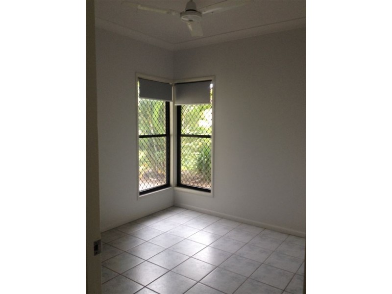 33 Toorak Street, Glenella QLD 4740