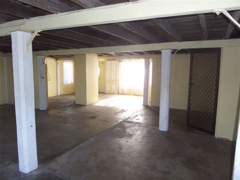 1 Keith Hamilton, West Mackay QLD 4740