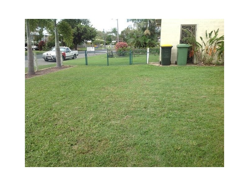 1 Keith Hamilton, West Mackay QLD 4740
