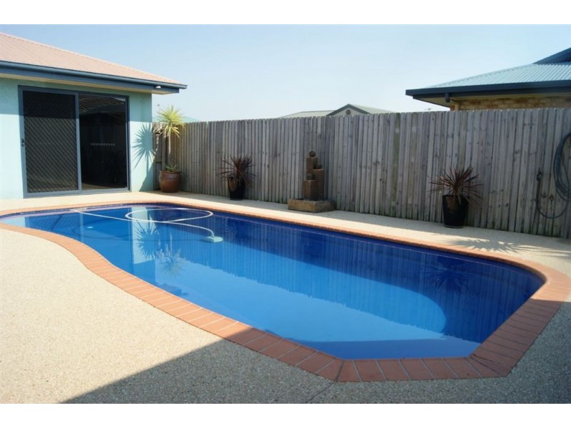 10 Wing Crescent, Mount Pleasant QLD 4740