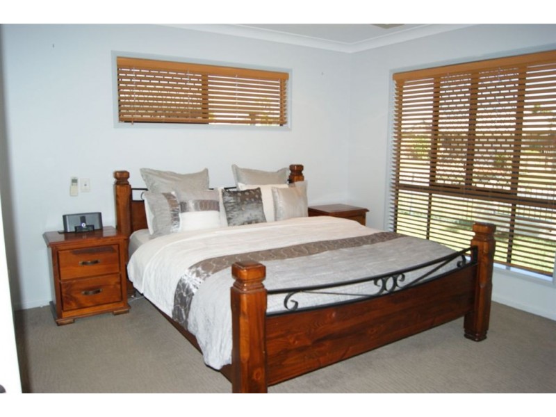 10 Wing Crescent, Mount Pleasant QLD 4740