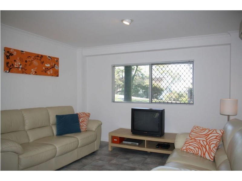 13 Mowlam Street, Eimeo QLD 4740