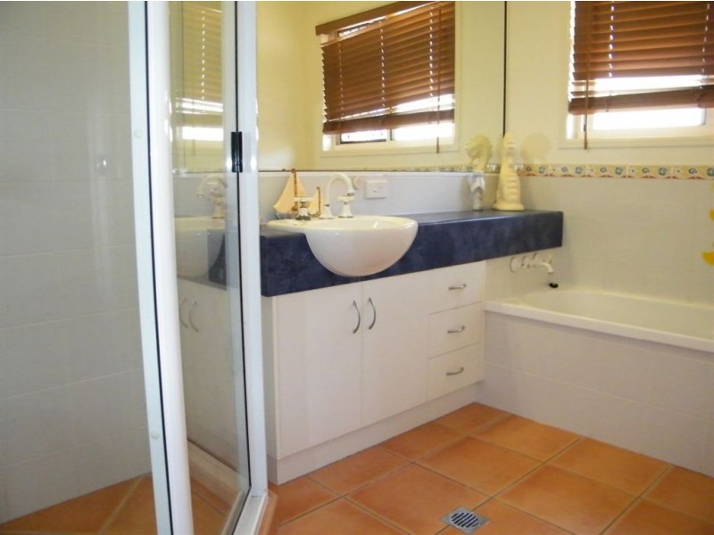 26 Barber Drive, Eimeo QLD 4740