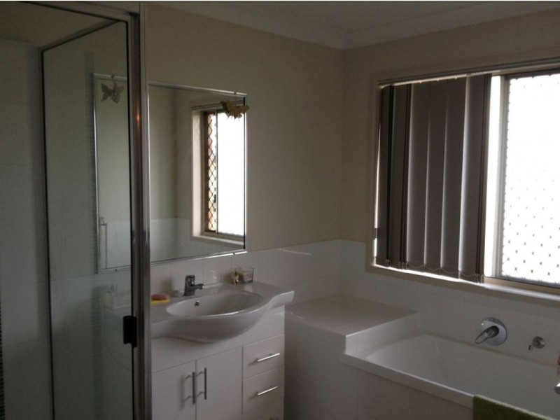 23 Lucy Court, Mirani QLD 4754