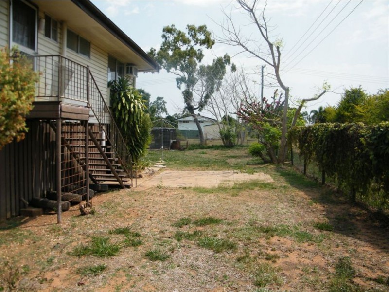 6 Fraser Street, Moranbah QLD 4744