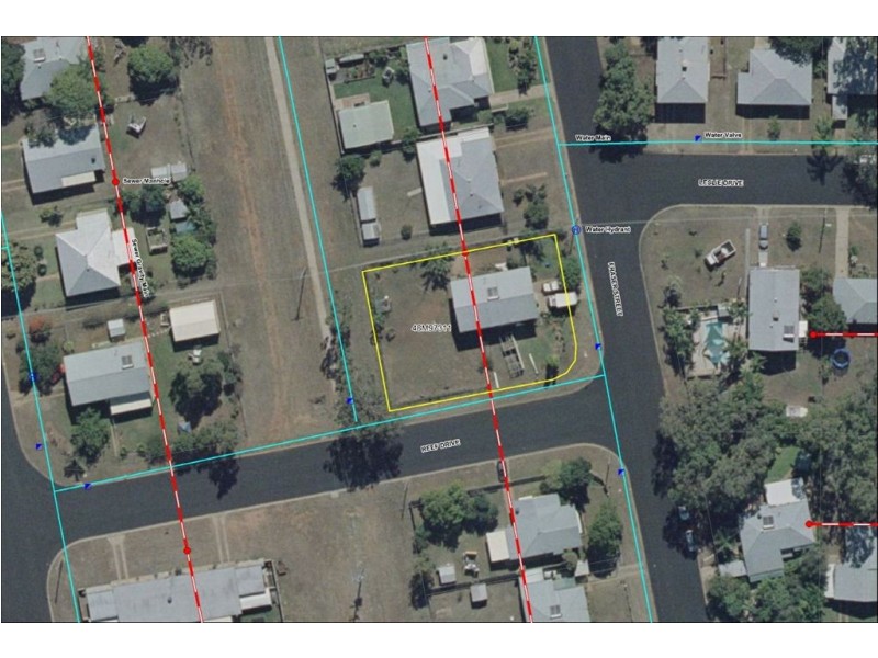 6 Fraser Street, Moranbah QLD 4744