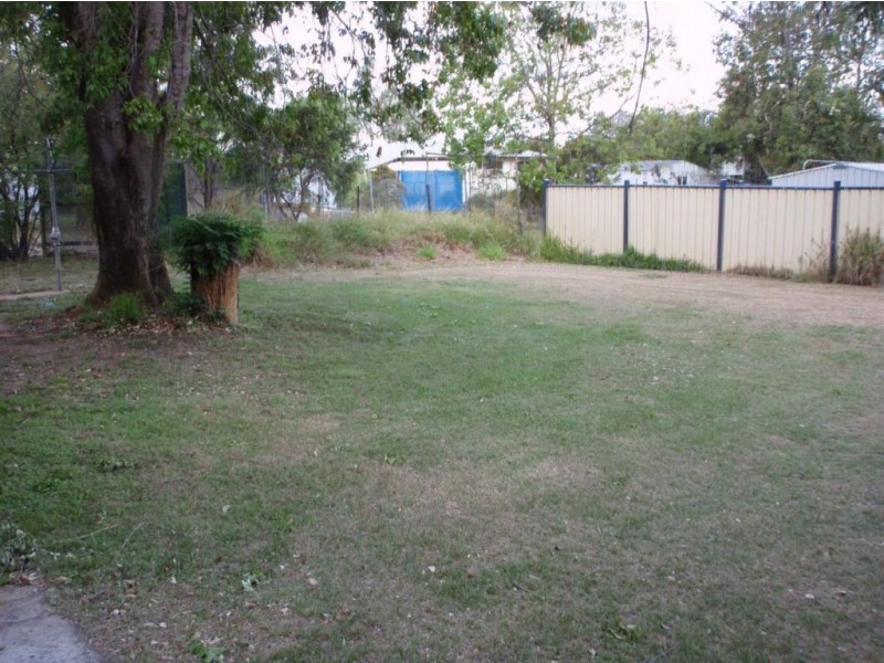 29 Beardmore Crescent, Dysart QLD 4745