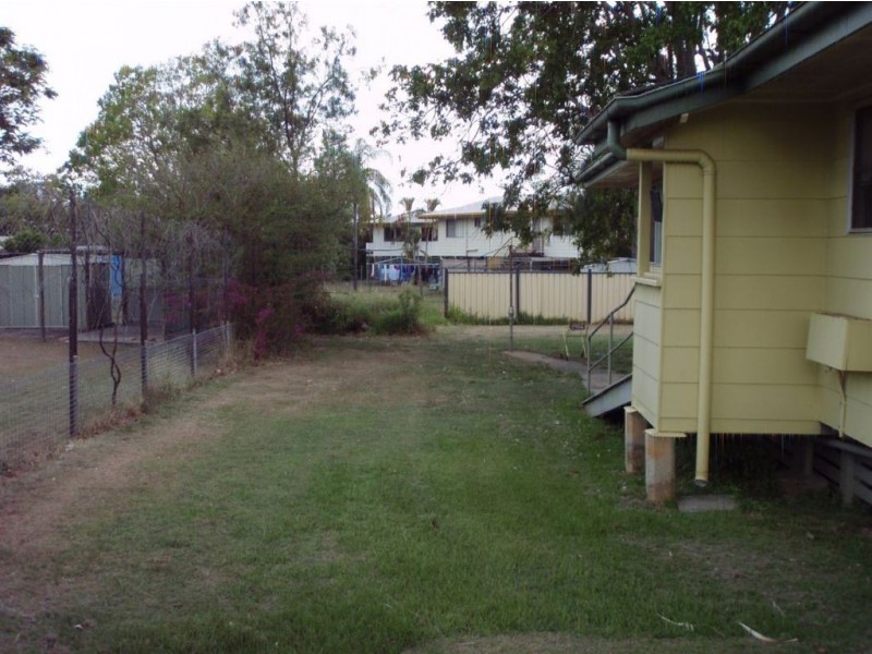 29 Beardmore Crescent, Dysart QLD 4745