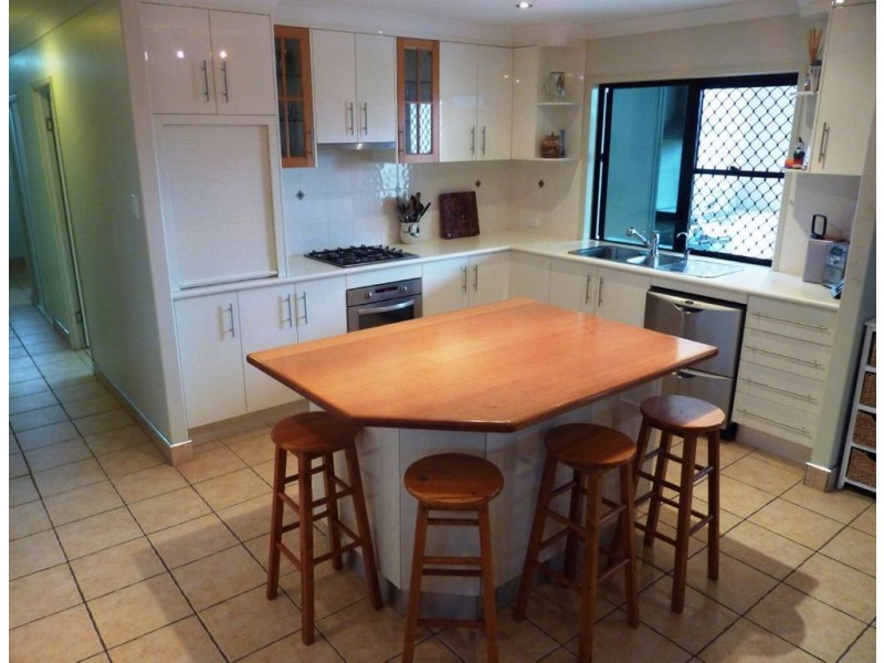28 Ridgway Court, Marian QLD 4753
