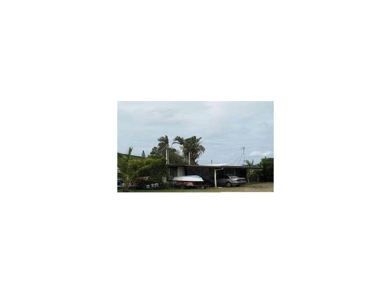 3 10 Cumberland Avenue, Slade Point QLD 4740
