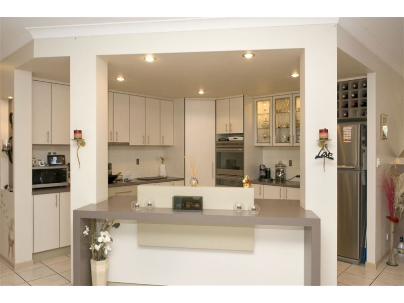 4 Francey Drive, Glenella QLD 4740