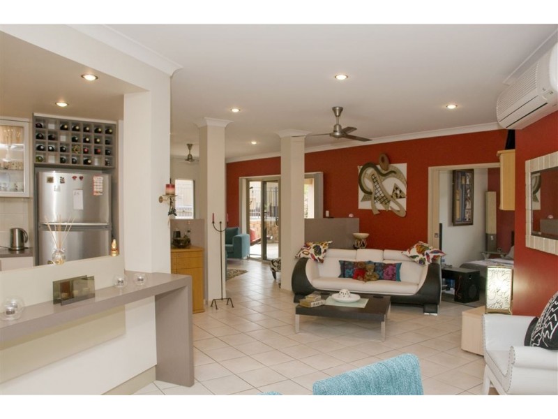 4 Francey Drive, Glenella QLD 4740