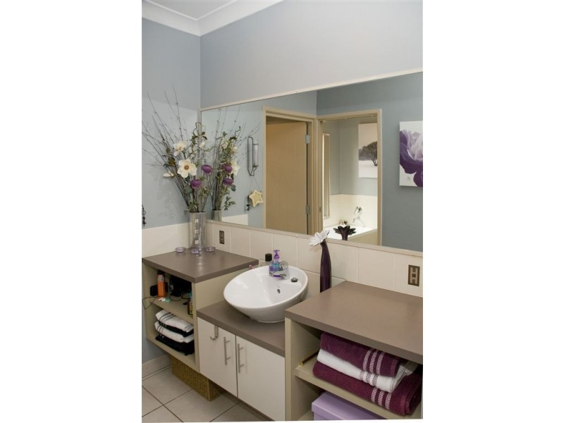 4 Francey Drive, Glenella QLD 4740