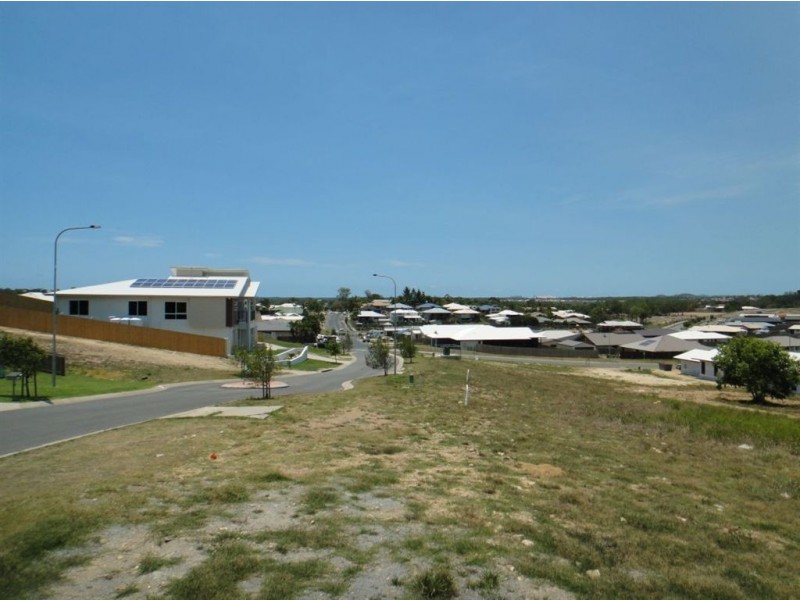 44 Douglas Crescent, Rural View QLD 4740