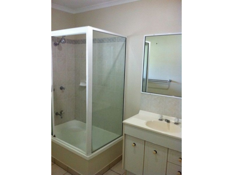 6 Kintyre Court, Beaconsfield QLD 4740