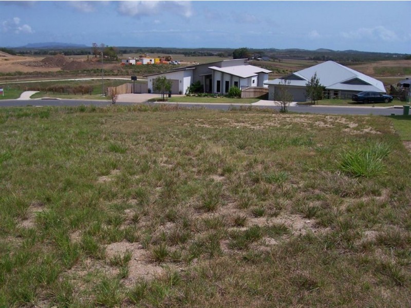 27 Douglas Crescent, Rural View QLD 4740