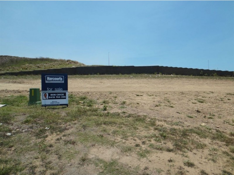 20 McIlwraith Way, Rural View QLD 4740