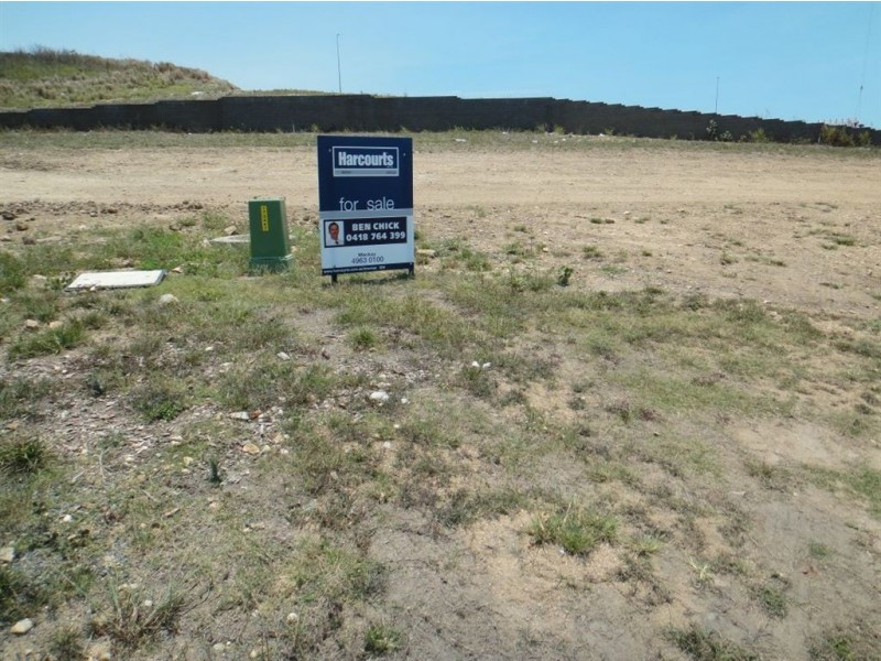 20 McIlwraith Way, Rural View QLD 4740