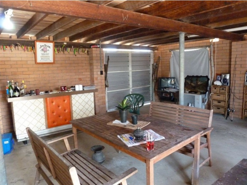 23 Redcliffe Avenue, Seaforth QLD 4741