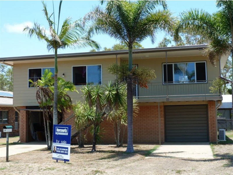 23 Redcliffe Avenue, Seaforth QLD 4741