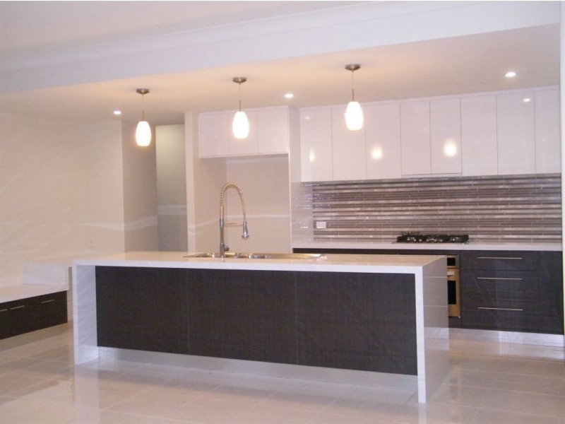 13 Roma Court, Beaconsfield QLD 4740