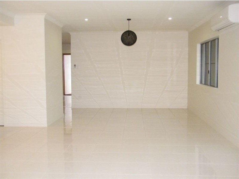 13 Roma Court, Beaconsfield QLD 4740