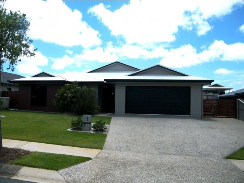 24 Gingham Street, Glenella QLD 4740