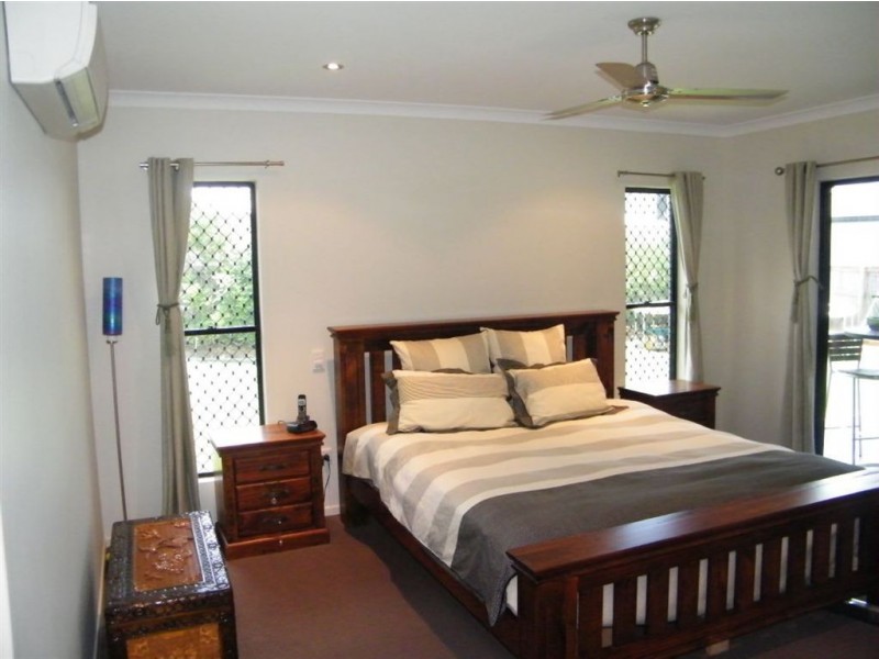 24 Gingham Street, Glenella QLD 4740