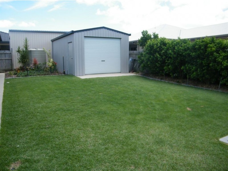 24 Gingham Street, Glenella QLD 4740