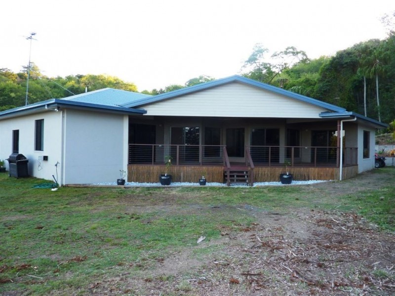 14 Highview Close, Farleigh QLD 4741