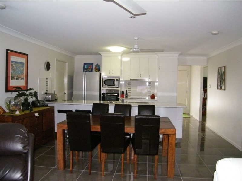 1 Amelia Drive, Mirani QLD 4754