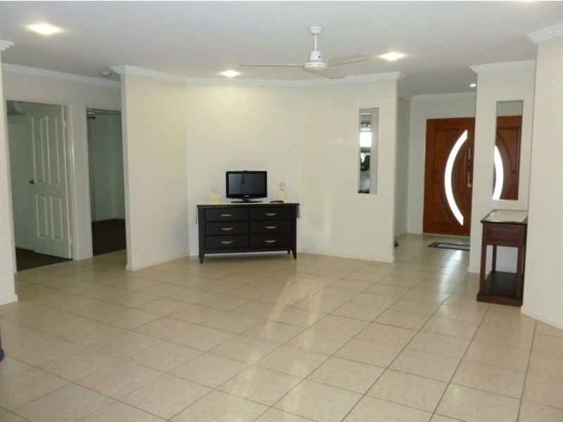 4 Joseph Court, Glenella QLD 4740