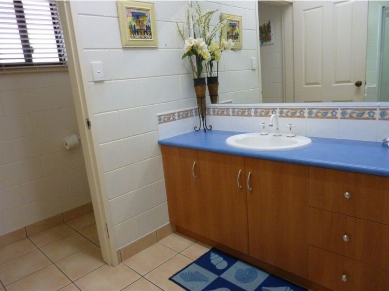 65 Windsor Drive, Hay Point QLD 4740