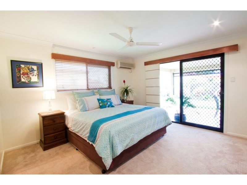 10 Gingham Street, Glenella QLD 4740