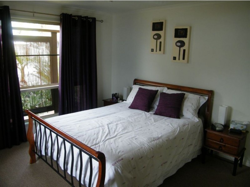 4 Vailala Rise, Rural View QLD 4740