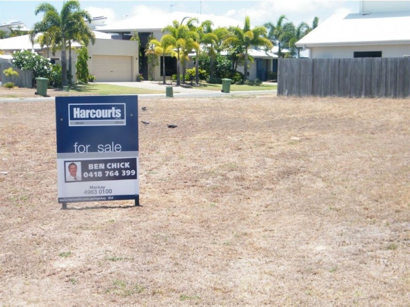 4 Pearl Street, East Mackay QLD 4740