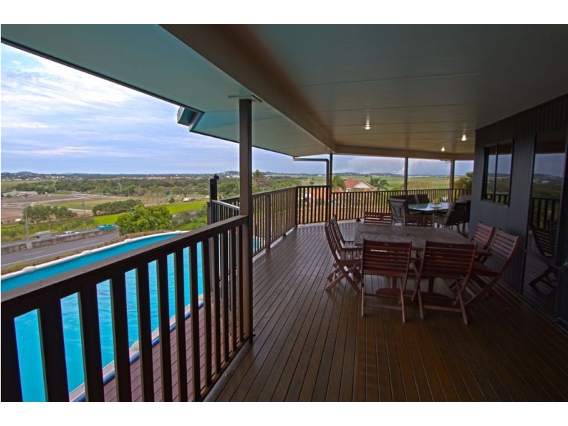 6 Essex Court, Mackay QLD 4740