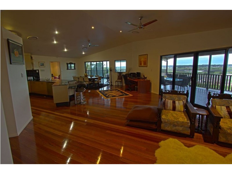 6 Essex Court, Mackay QLD 4740